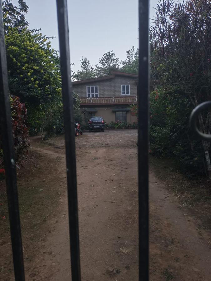 Apartmán Hill Side Estate Madikeri Exteriér fotografie