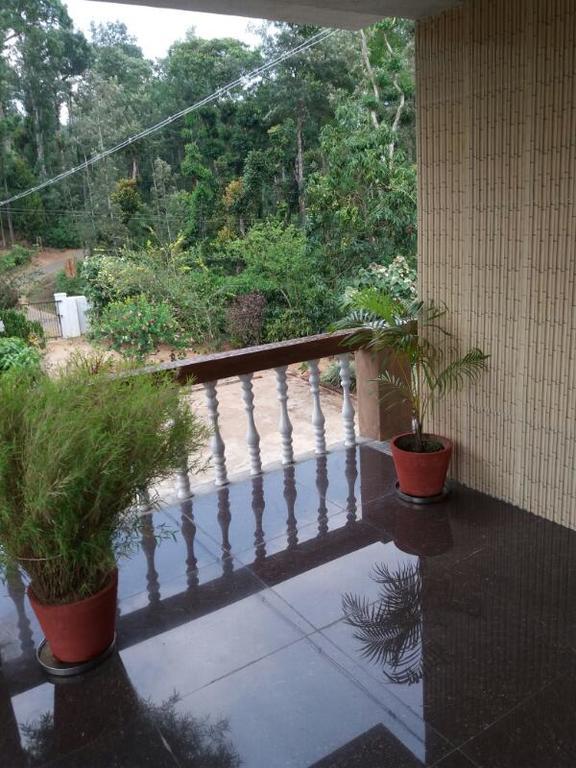 Apartmán Hill Side Estate Madikeri Exteriér fotografie